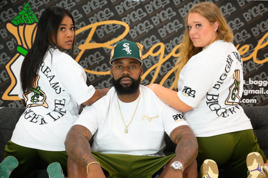 White Baggaveli 'Bigger Dreams, Bigger Life' Shirt.